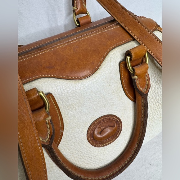 Dooney & Bourke RARE 1990's Vintage Doctor Bag Taupe/Brown Pebbled Leather - Picture 3 of 11